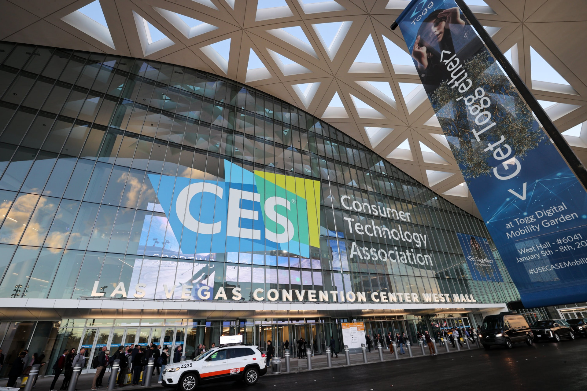 CES Las Vegas convention center — trade show booth builder Connect Exhibit